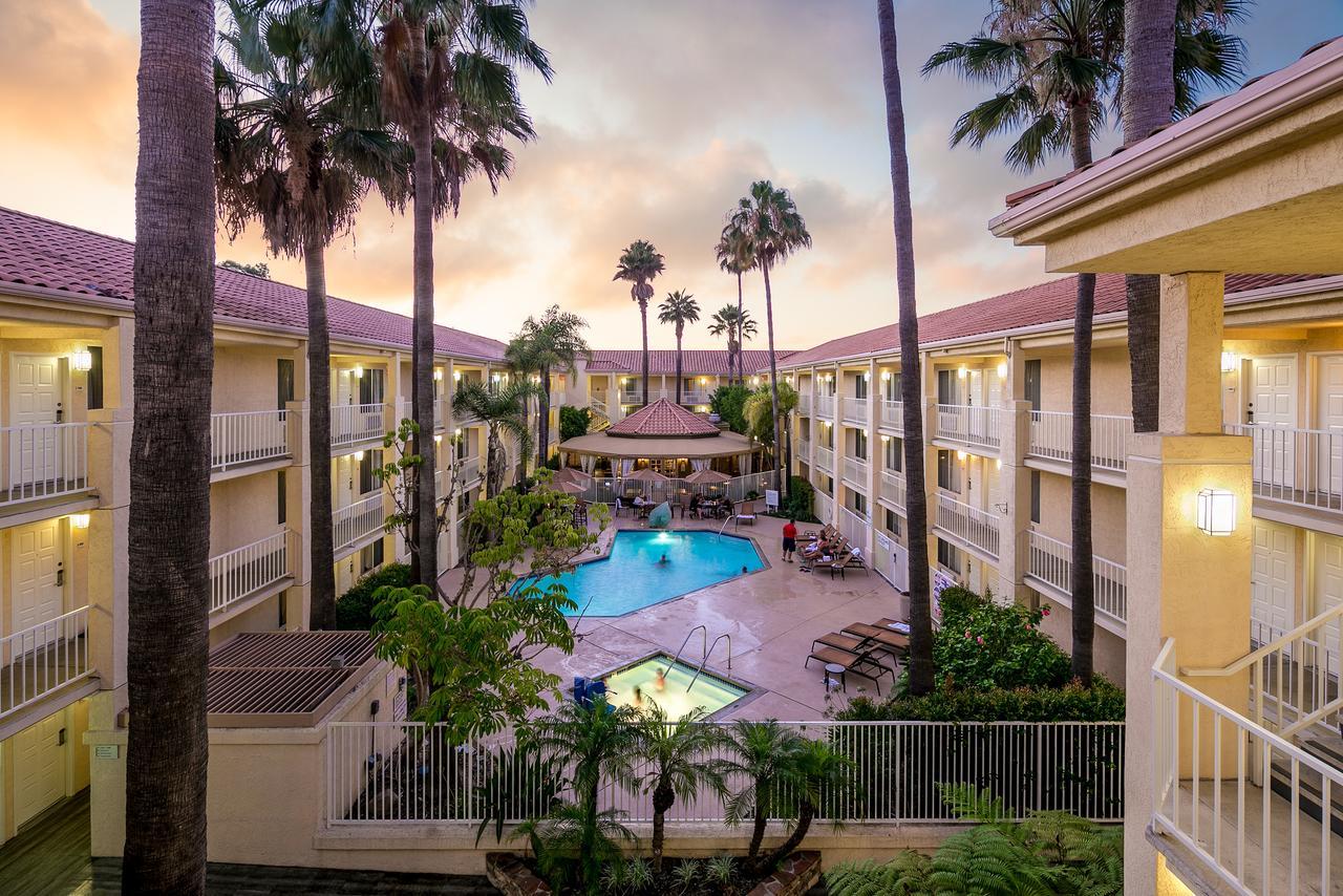 Hotel San Diego-Rancho Bernardo Екстериор снимка