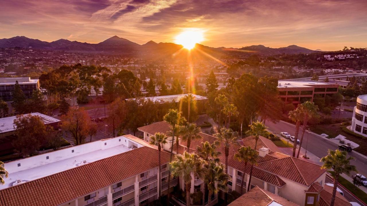 Hotel San Diego-Rancho Bernardo Екстериор снимка