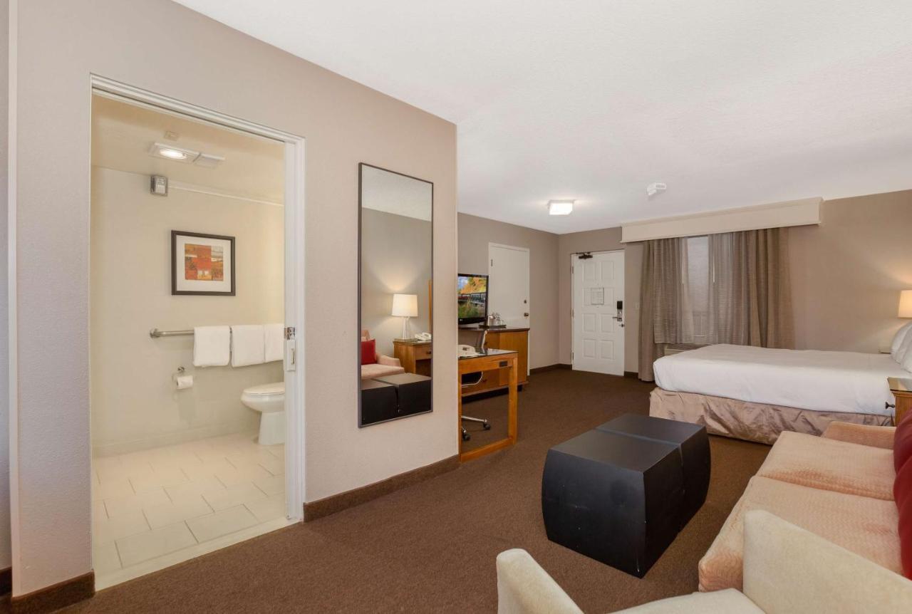 Hotel San Diego-Rancho Bernardo Екстериор снимка