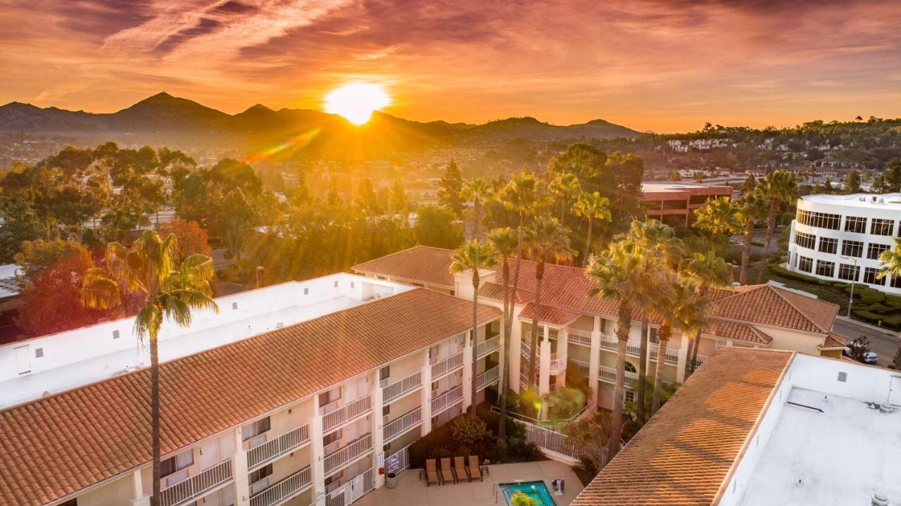 Hotel San Diego-Rancho Bernardo Екстериор снимка